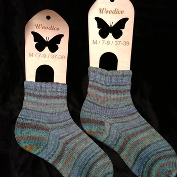 2ks Dřevěné ponožky blokátory pletení dárek, pletení nástroj, ponožky, sušička, Motýl pletené ponožky