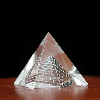 Energetické Léčení Crystal Pyramid Sběratelská Figurka Stolní Dekorativní Feng Shui Ornament pro Domácí Kancelář Dekor Vánoční Dárek