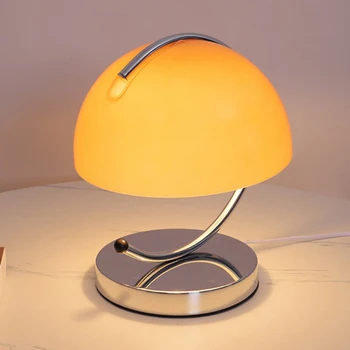 vintage pudink stolní lampa korejské ložnice ins vítr Severské moderní minimalistický noční lampičky Středověké Bauhaus stolní lampa